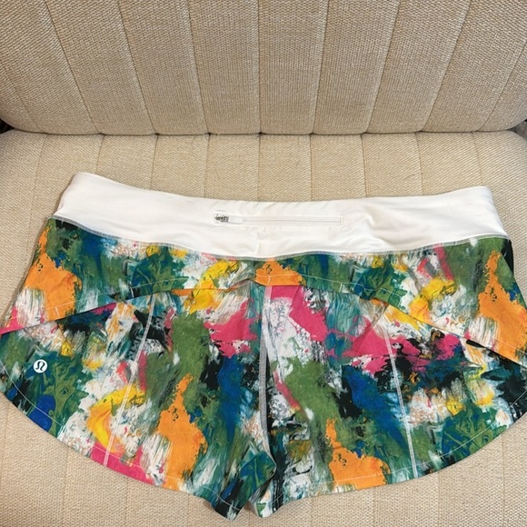 lululemon athletics speed up shorts size 12 NWT - Picture 5 of 5